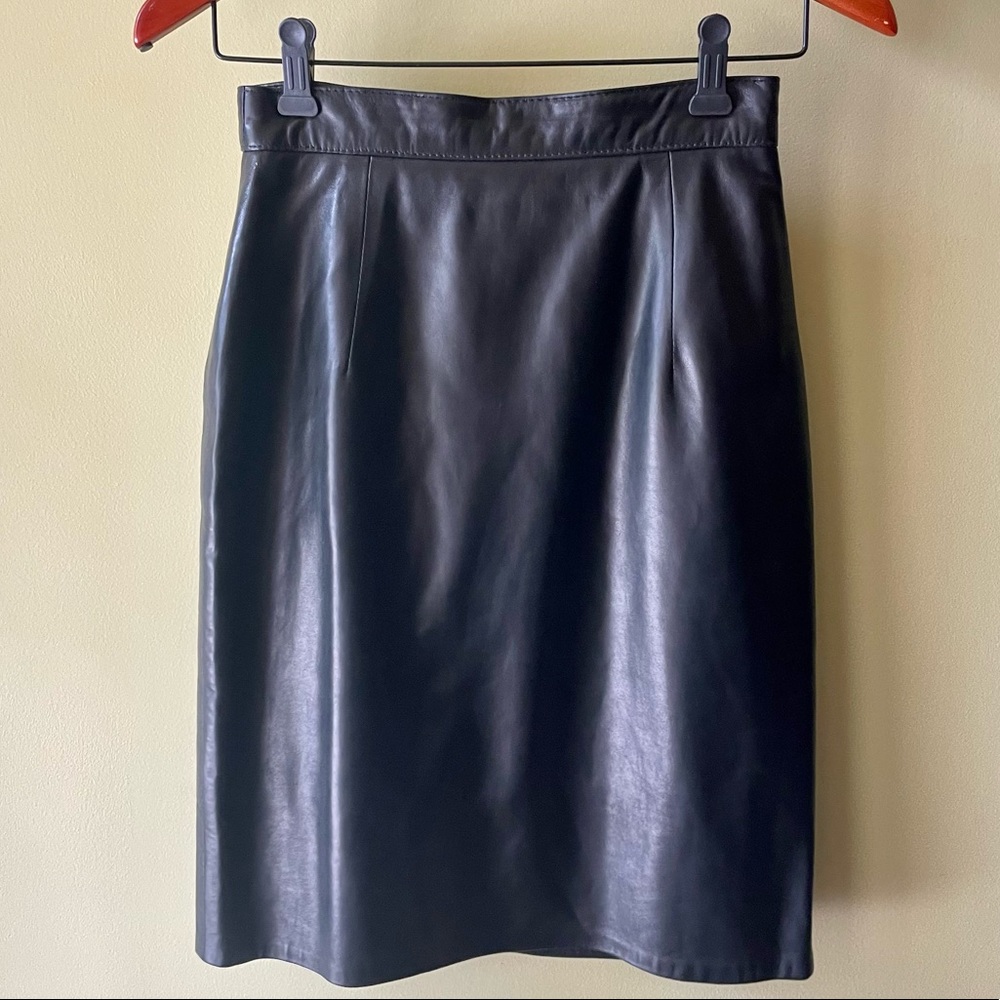Genuine leather vintage black skirt